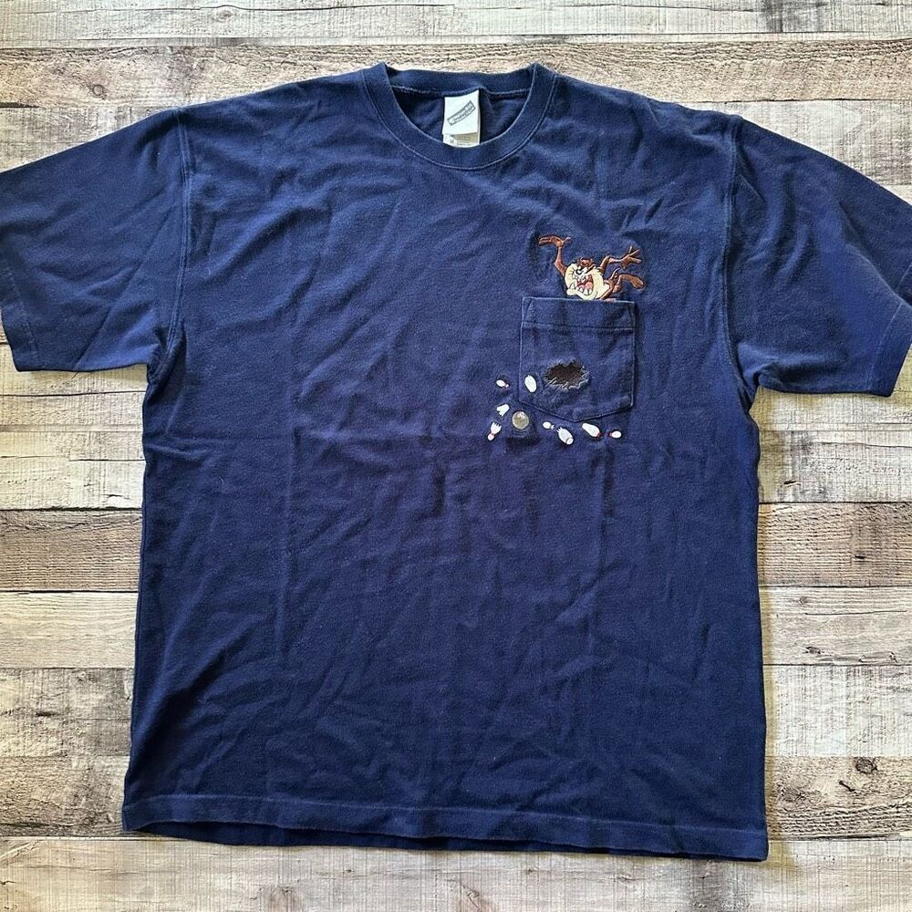 Vintage Y2k 2001 Looney Tunes Tasmanian Devil Taz Bowling Embroidered Tshirt | M